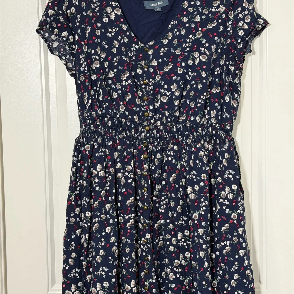 Modcloth Navy Floral V-Neck Dress - Picture 2 of 3
